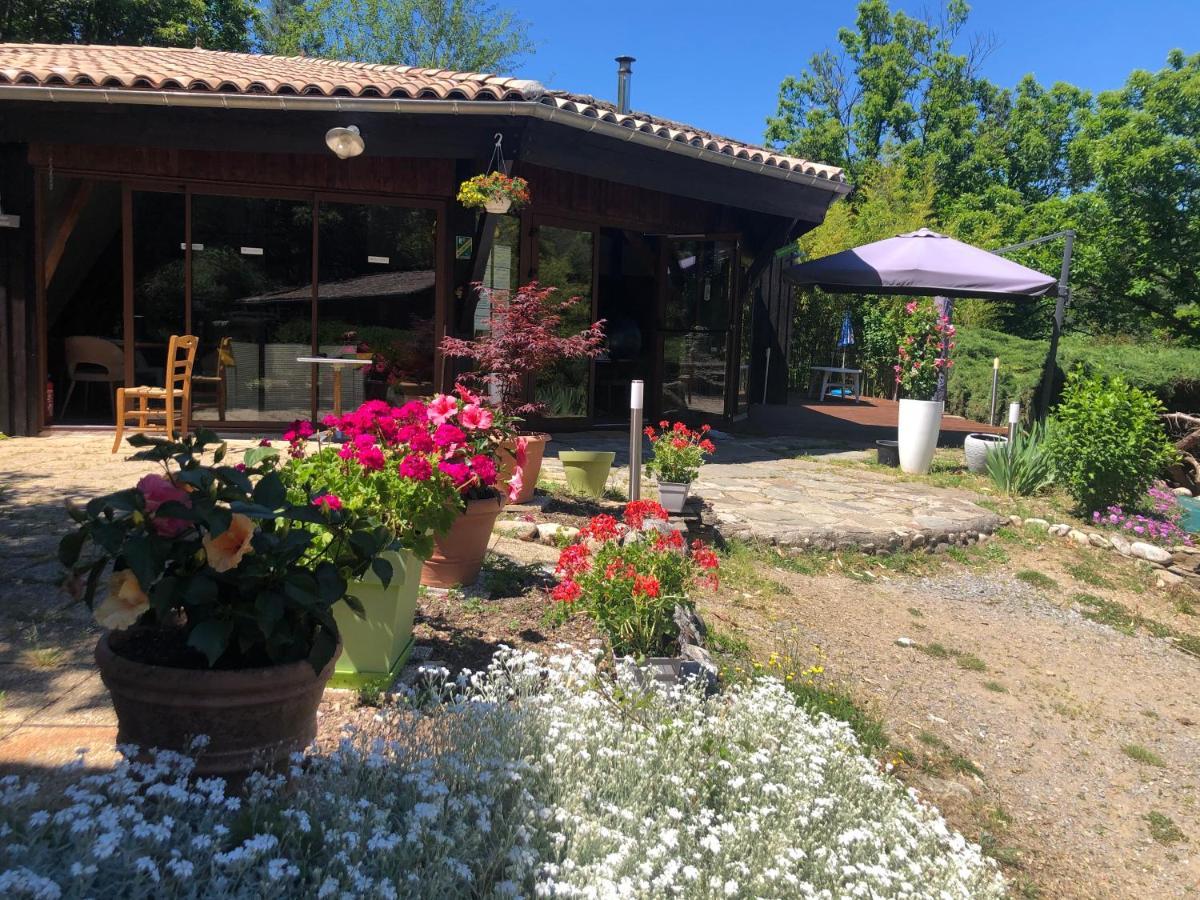 Le Sentier Des Arches Otel Beaumont  Dış mekan fotoğraf